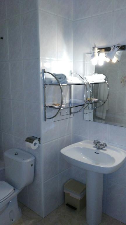 Hotel Cervantes Mahora Quarto foto